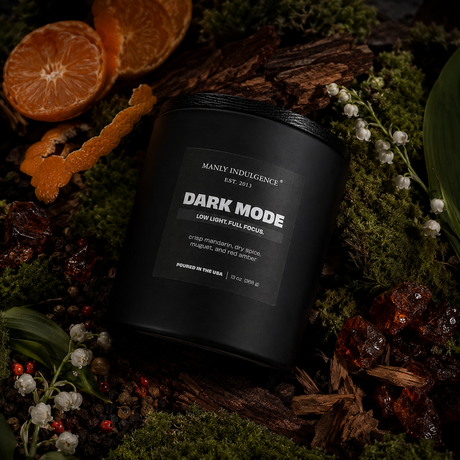 Dark Mode – Warm Amber & Citrus Woods Candle